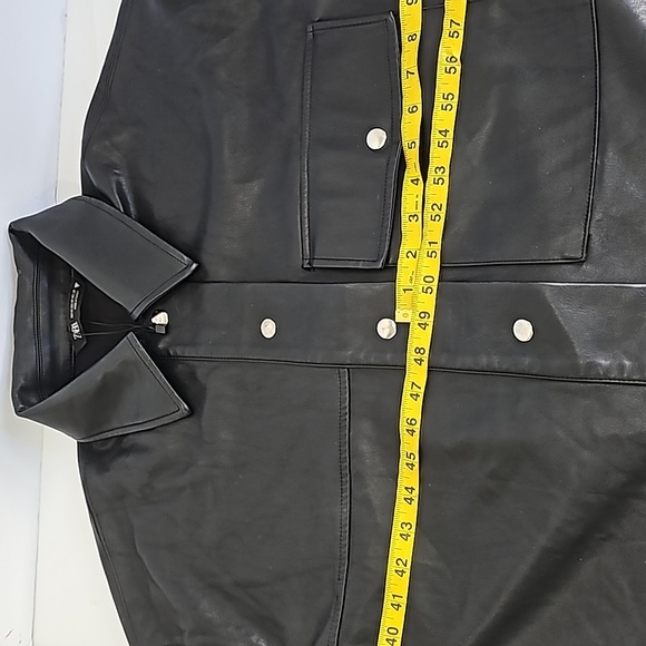 Zara Oversized Vegan Leather Jacket Shirt long sleeves snap closure Size M - Picture 13 of 15